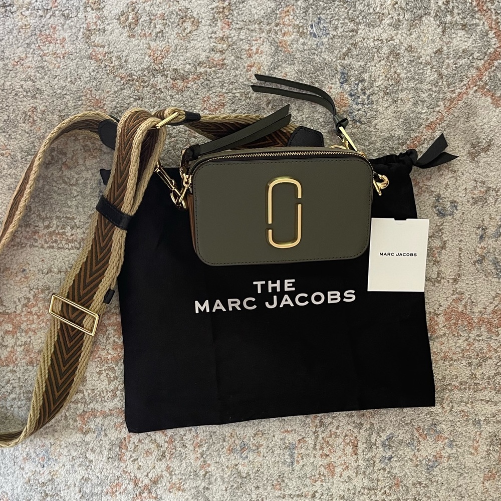 Marc Jacobs Snapshot
